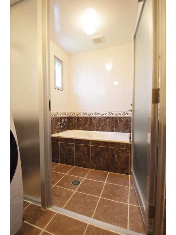 White Reef Apartment Uruma Bagian luar foto